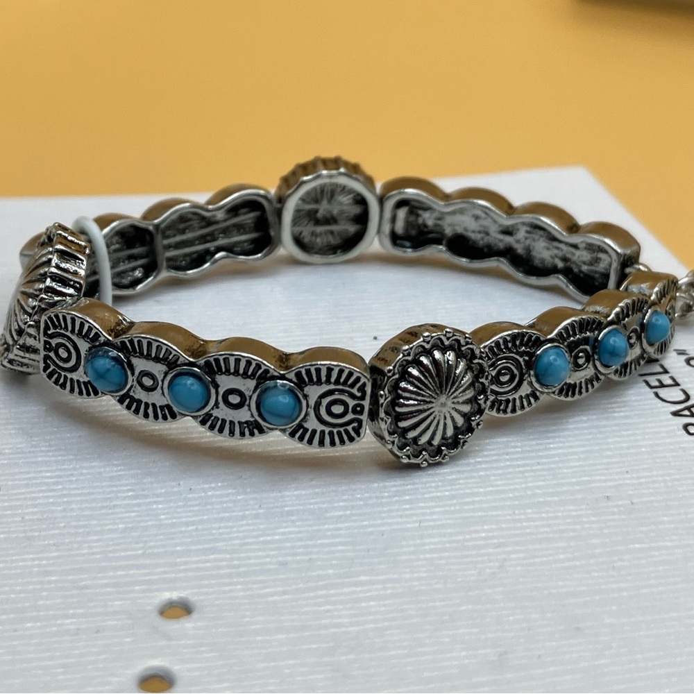 Cowgirl Jewelry featuring Jessica Simpson Silver and Turquoise Bracelet - Picture 3 of 7